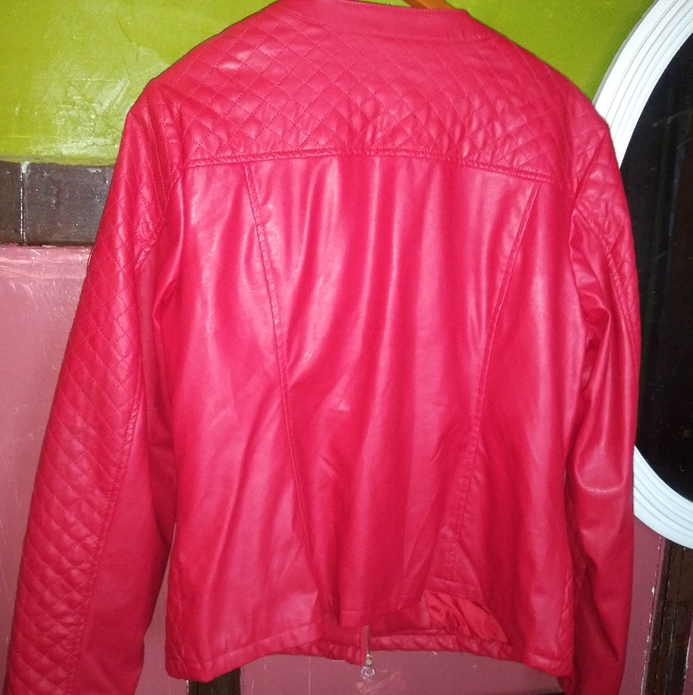 Jacket - Picture 3 of 3
